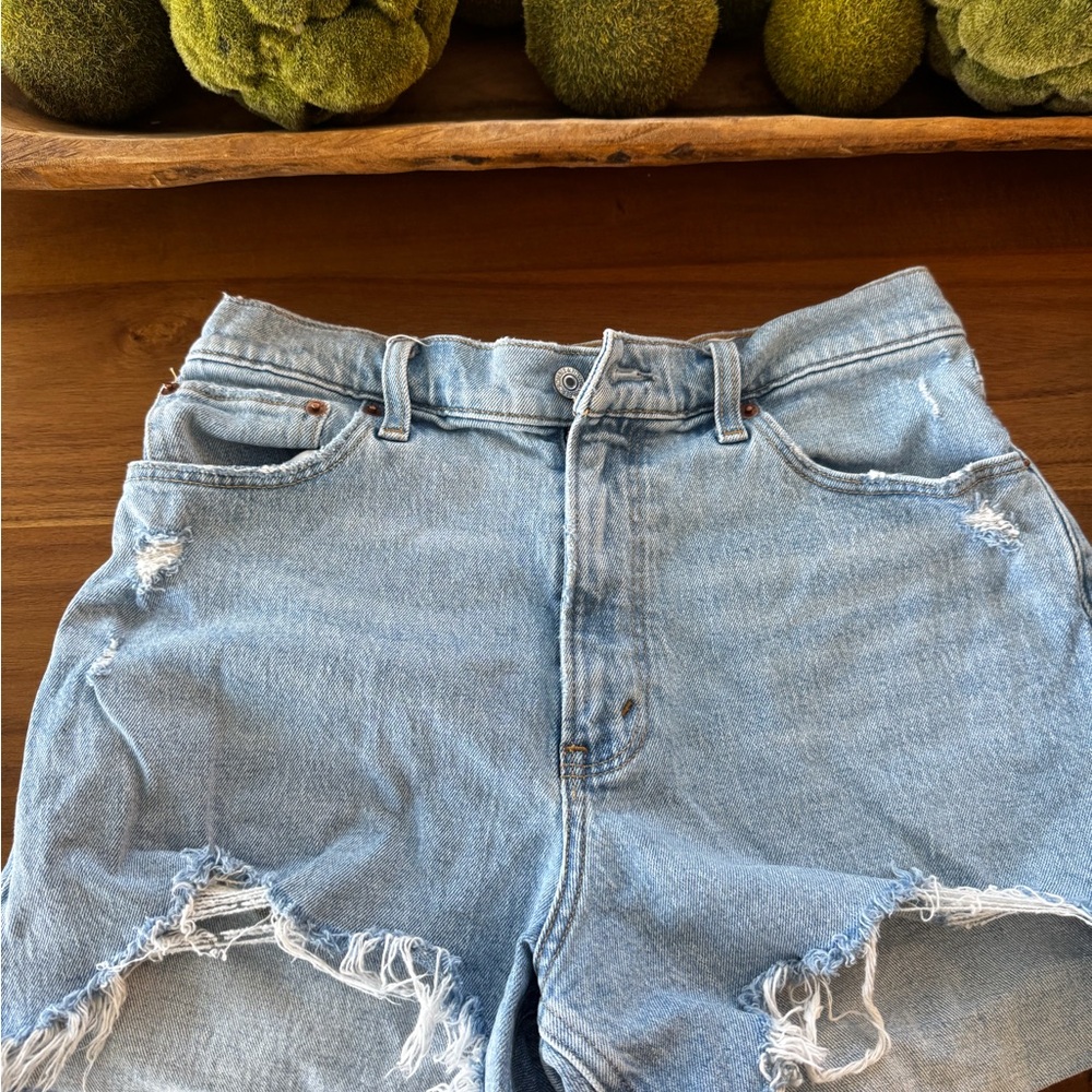 Abercrombie & Fitch Light Blue High Rise Denim Shorts - Picture 2 of 8